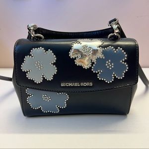 Michael Kors
Ava Studded Floral Extra Small Leather Crossbody
